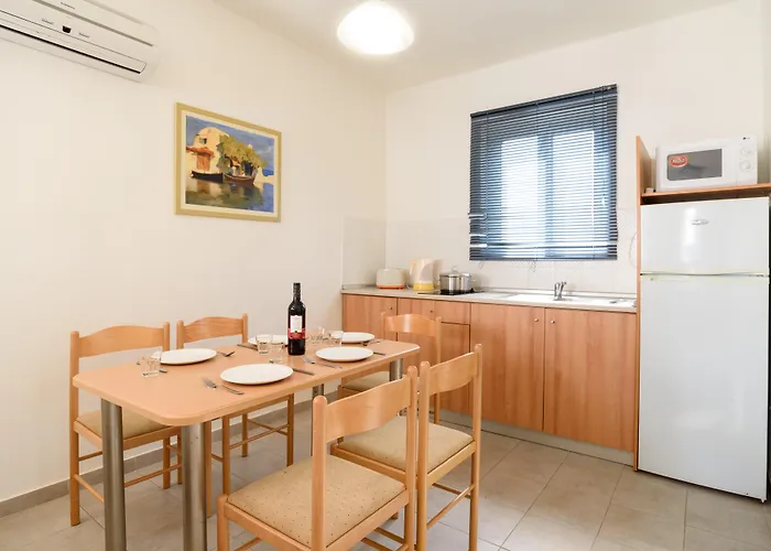 Matina Pefkos Appart hôtel Pefki