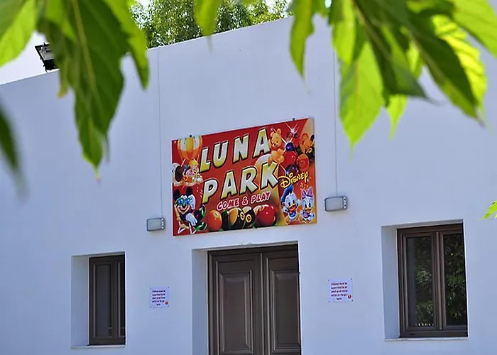 Apartahotel Matina Pefkos