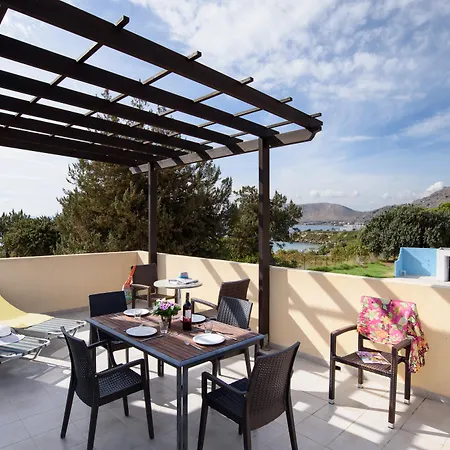 شقة فندقية Matina Pefkos