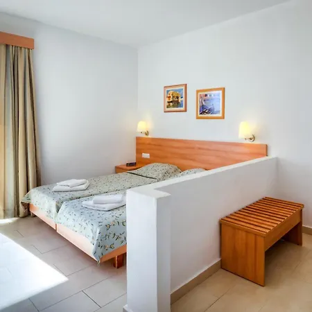 Matina Pefkos شقة فندقية Pefki