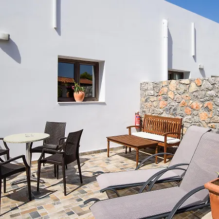 Matina Pefkos Apart-hotel Pefki