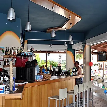 Matina Pefkos شقة فندقية