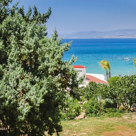 Matina Pefkos شقة فندقية 3*