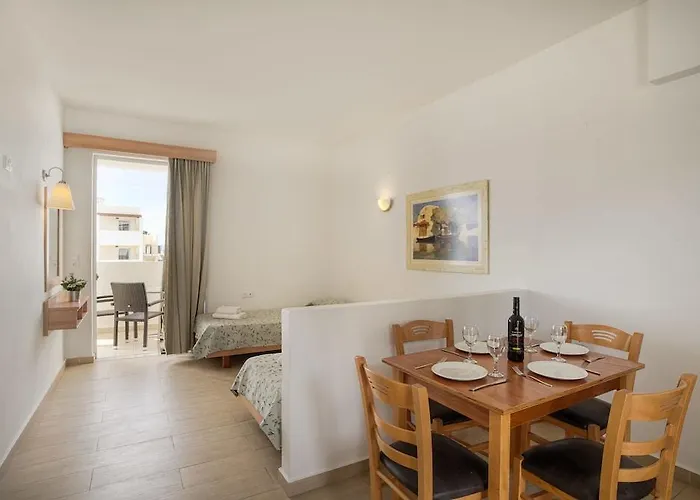 شقة فندقية Matina Pefkos 3*