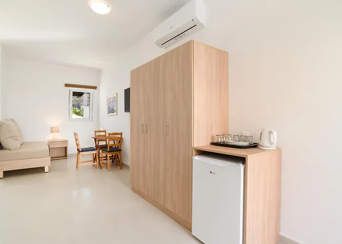 شقة فندقية Matina Pefkos 3*