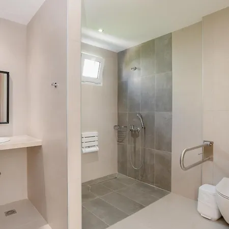 شقة فندقية Matina Pefkos 3*